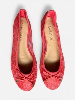 Coral Pinky Lace Ballet Flats NWOT
